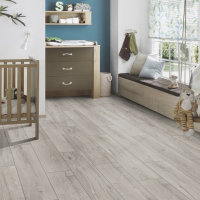 Ламинат Kronospan Super Natural Classic дуб лонгбоу 1285х192х8мм Ламинат Kronospan Super Natural Classic дуб лонгбоу 1285х192х8мм